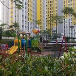 Stylish And Posh Studio Springlake Summarecon Bekasi Apartment By Travelio